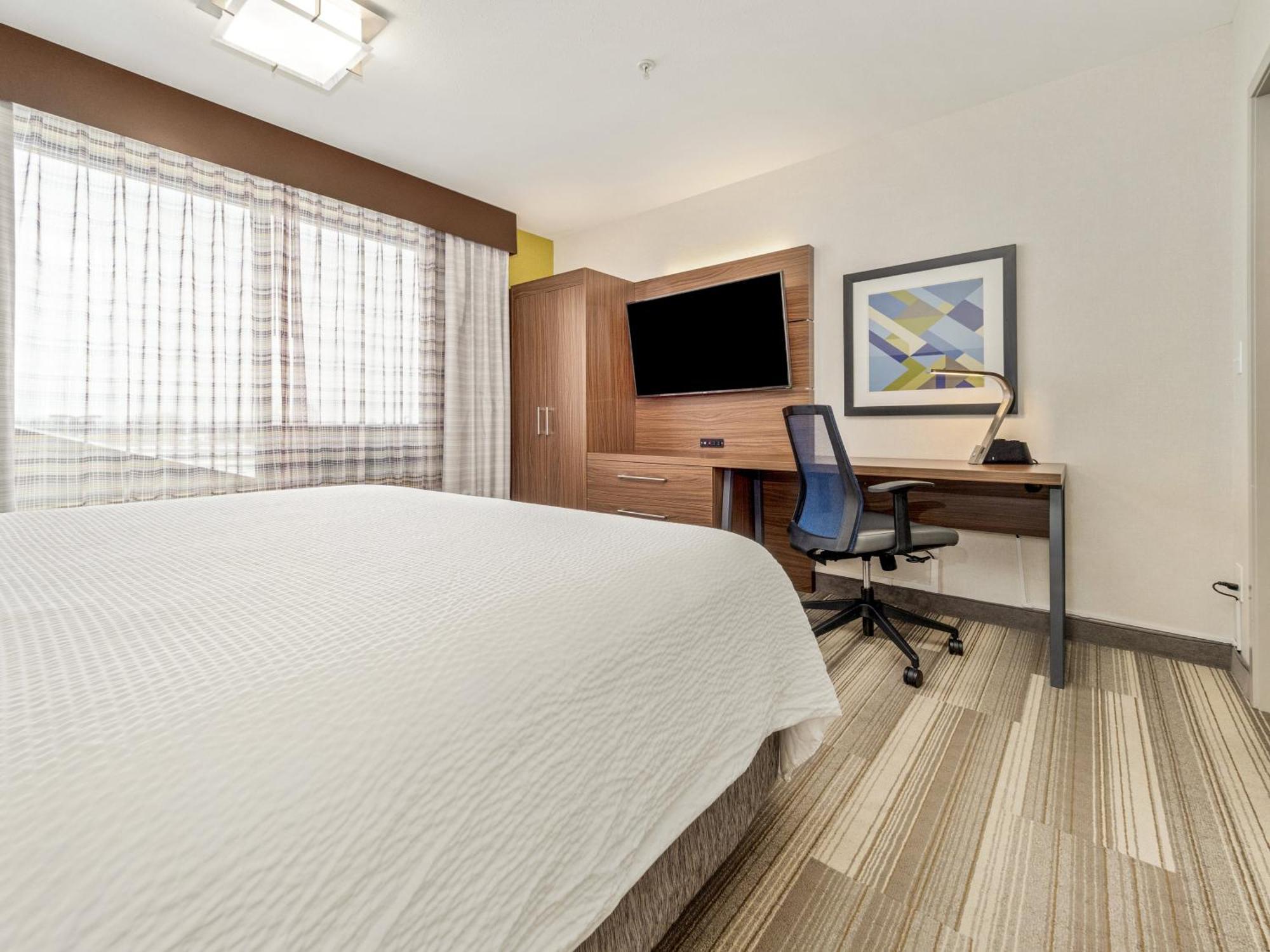 Holiday Inn Express & Suites Medicine Hat By Ihg Zewnętrze zdjęcie
