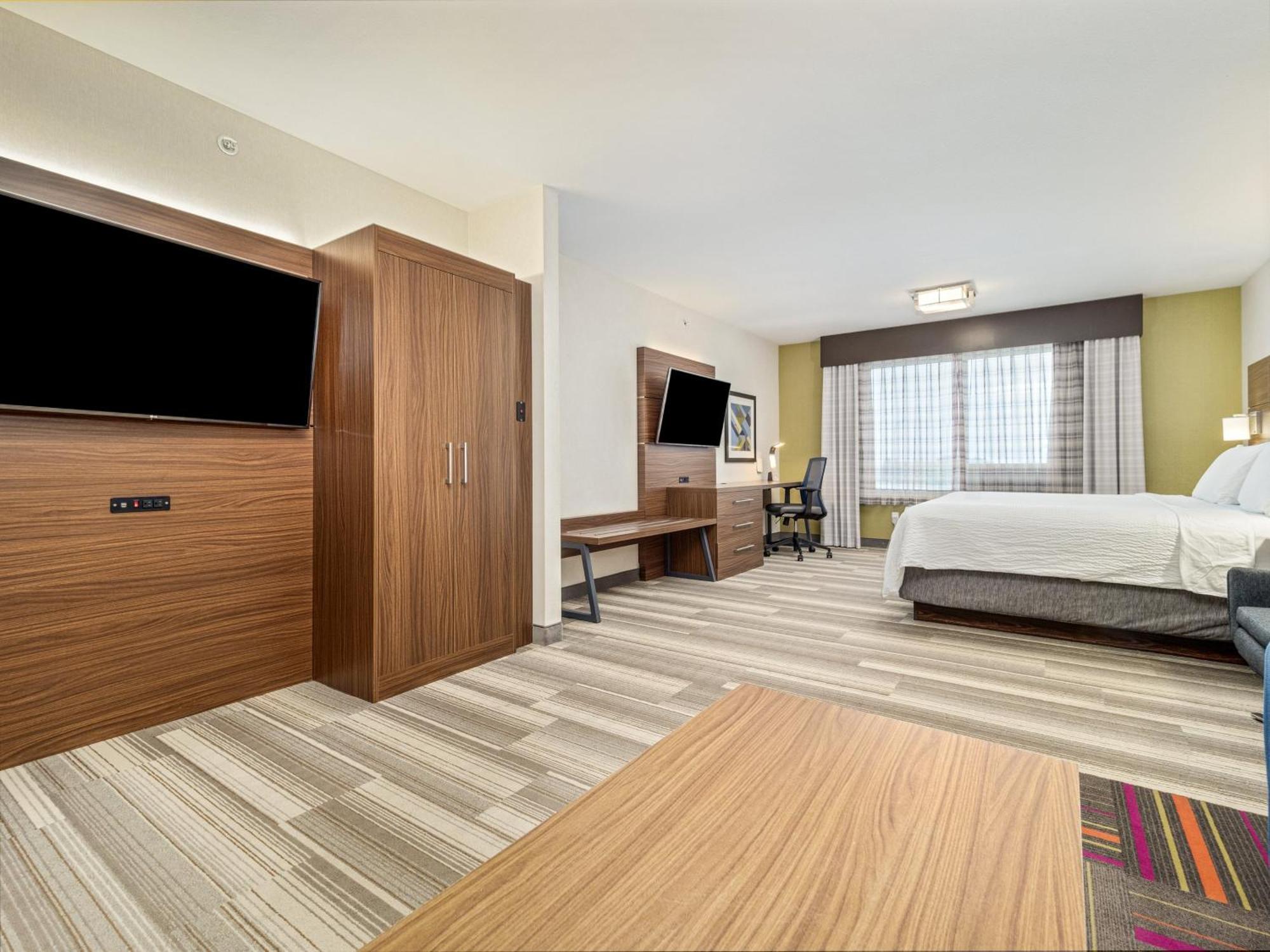 Holiday Inn Express & Suites Medicine Hat By Ihg Zewnętrze zdjęcie