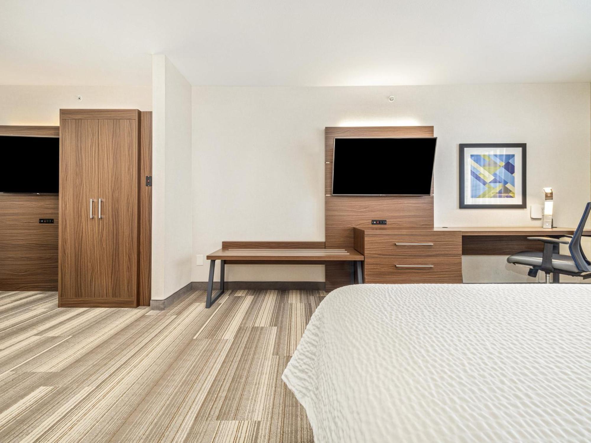 Holiday Inn Express & Suites Medicine Hat By Ihg Zewnętrze zdjęcie
