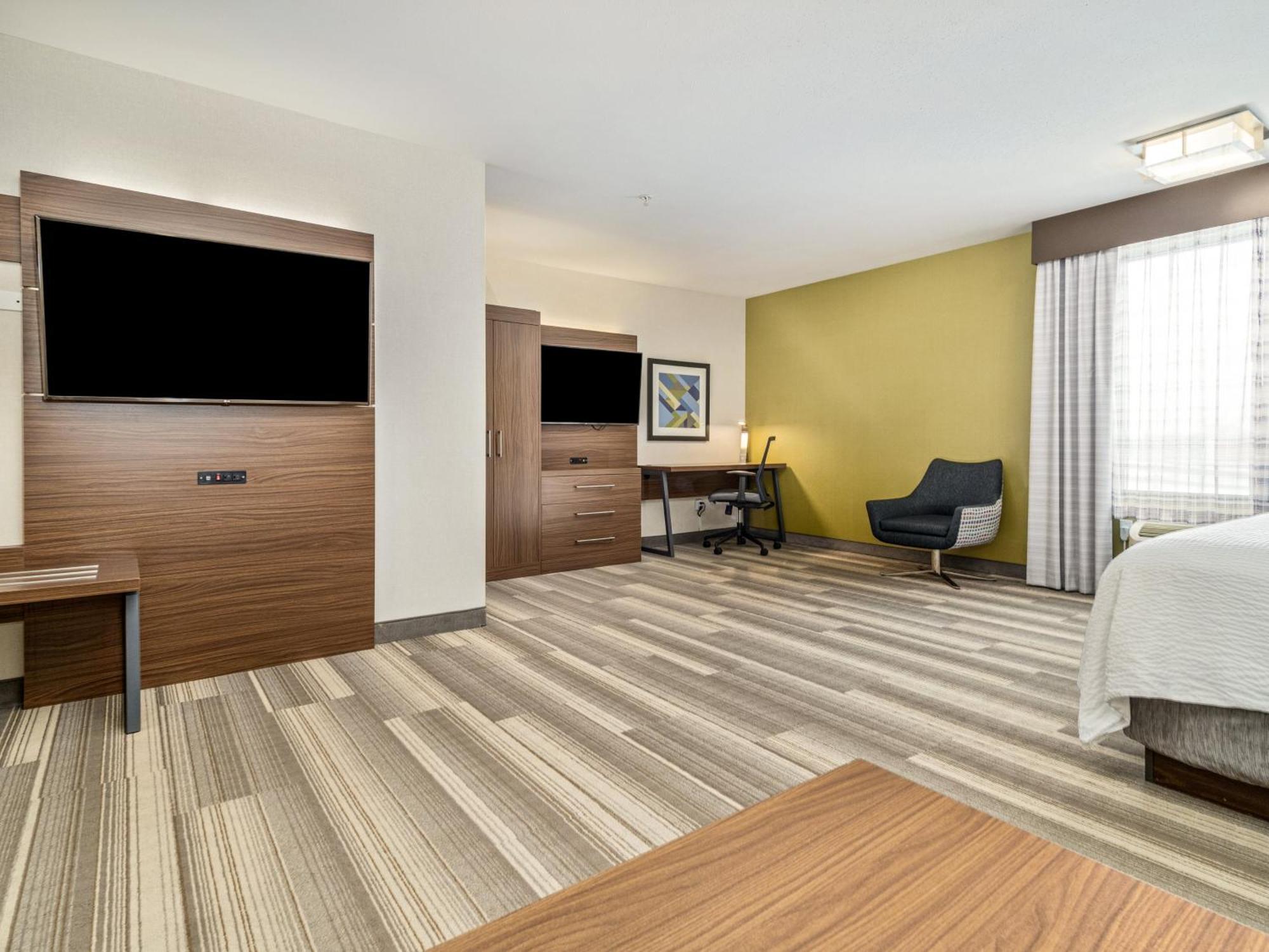 Holiday Inn Express & Suites Medicine Hat By Ihg Zewnętrze zdjęcie