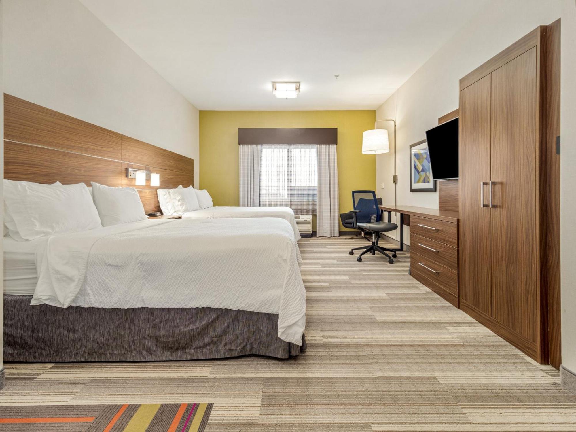 Holiday Inn Express & Suites Medicine Hat By Ihg Zewnętrze zdjęcie