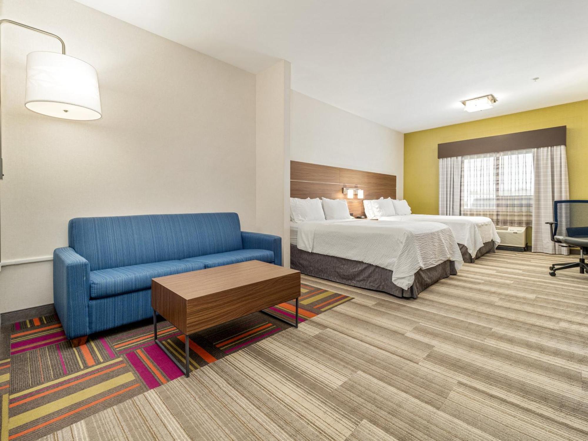 Holiday Inn Express & Suites Medicine Hat By Ihg Zewnętrze zdjęcie